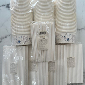 종이빨대와 종이그릇 일괄