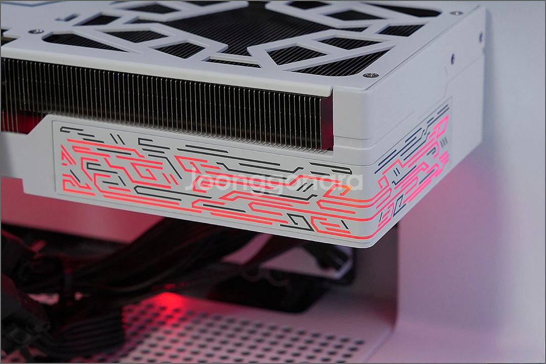 GALAX RTX 5080 화이트 단순개봉(ROPS확인--7