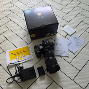 니콘 z6iii 상태좋은 풀박스 판매합니다