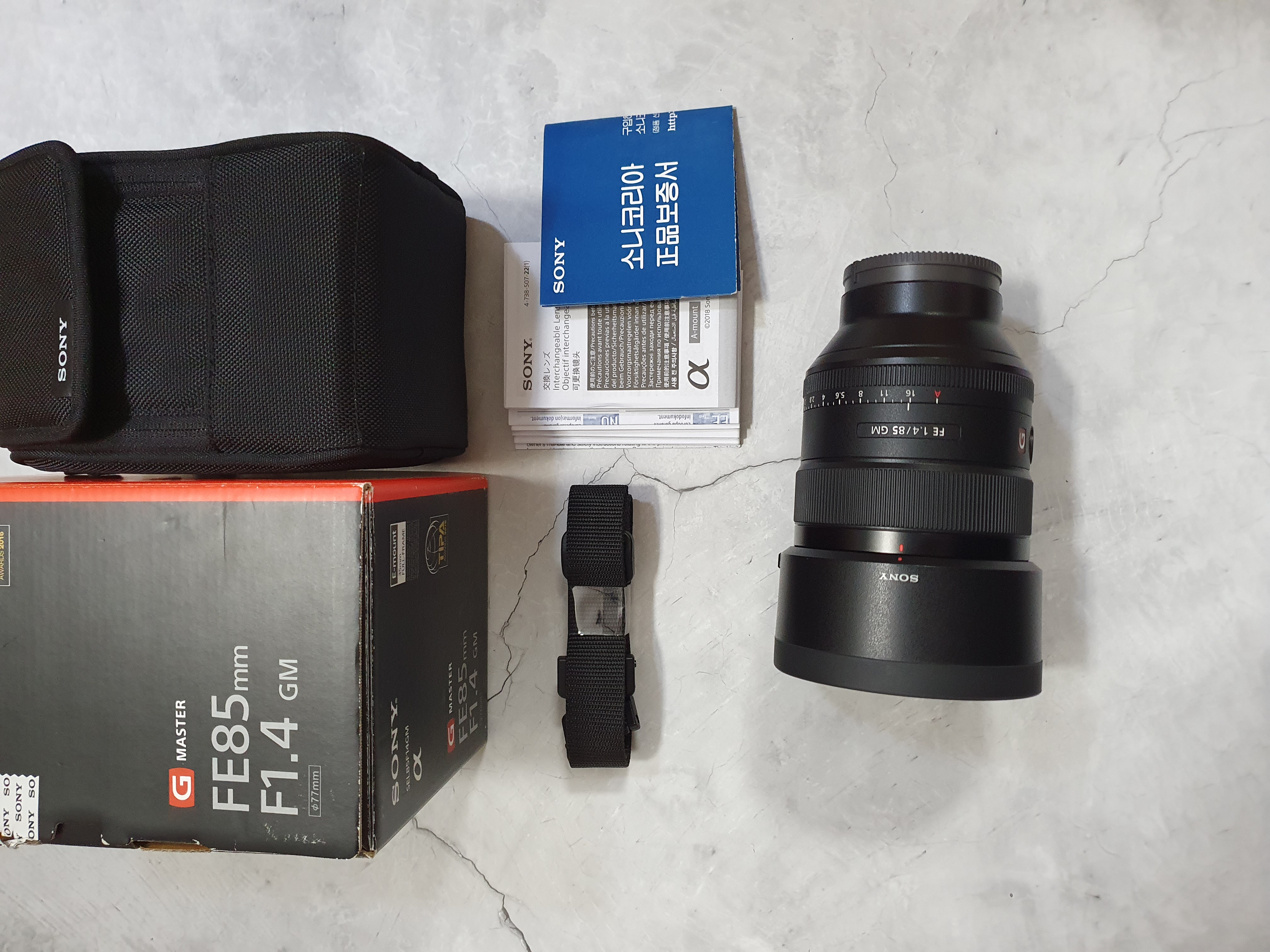 소니 85GM SEL85F14GM 85.4 GM 팔오금