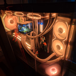 9950x3d 4070Ti넵튠 fv270 64G LCD