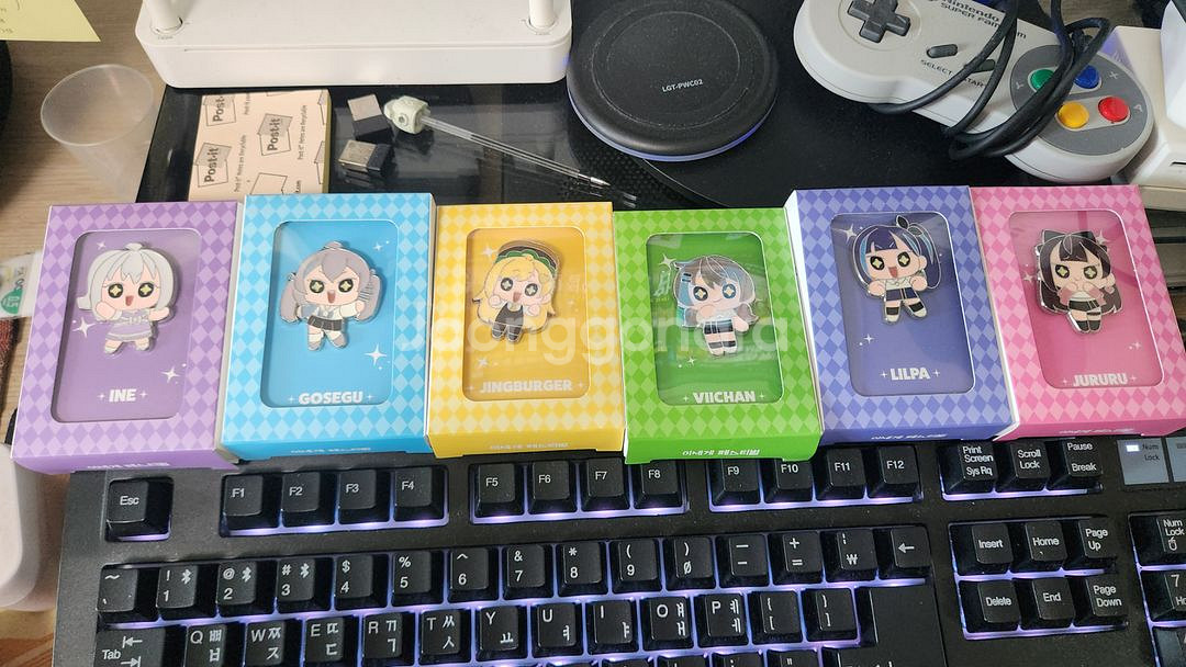 이세계아이돌 메탈뱃지--0