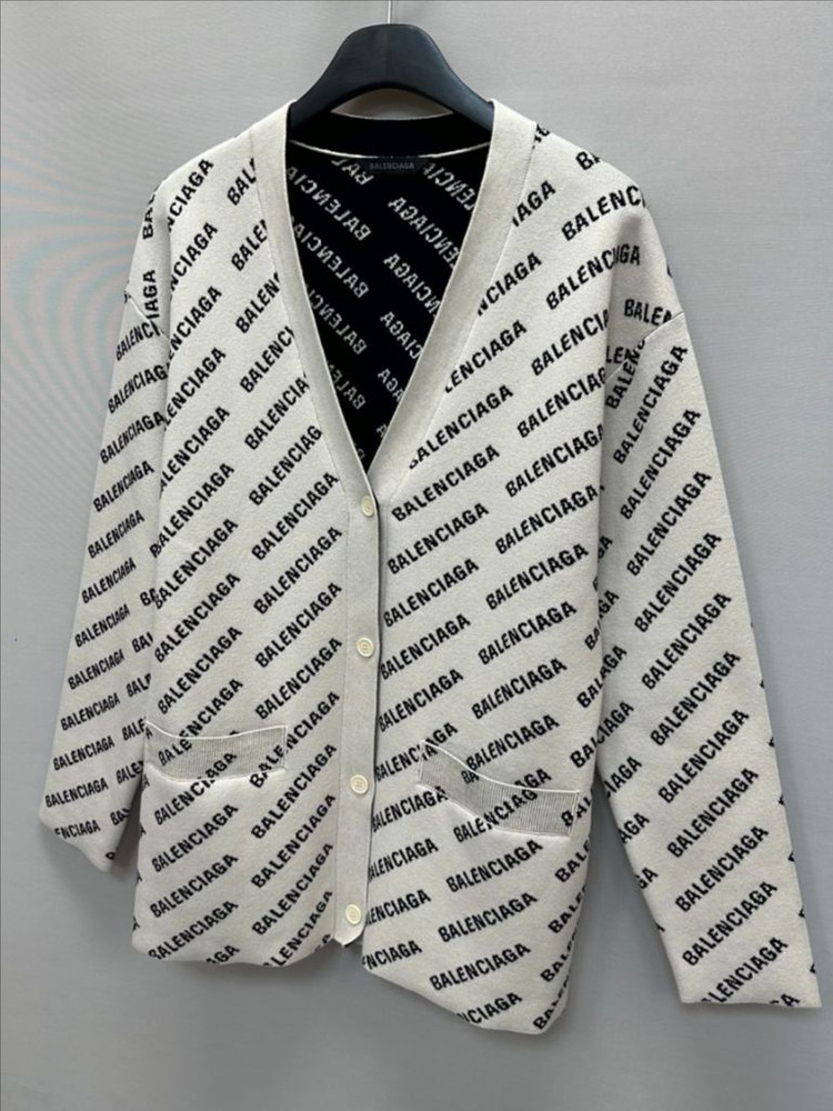 발렌시아가 가디건 (2)--2