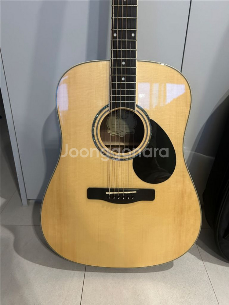 삼익 어쿠스틱기타 gd100rs/n 입니다!--1