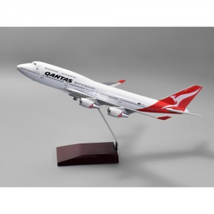 1/200 B747-400 1/200 B747-400--0