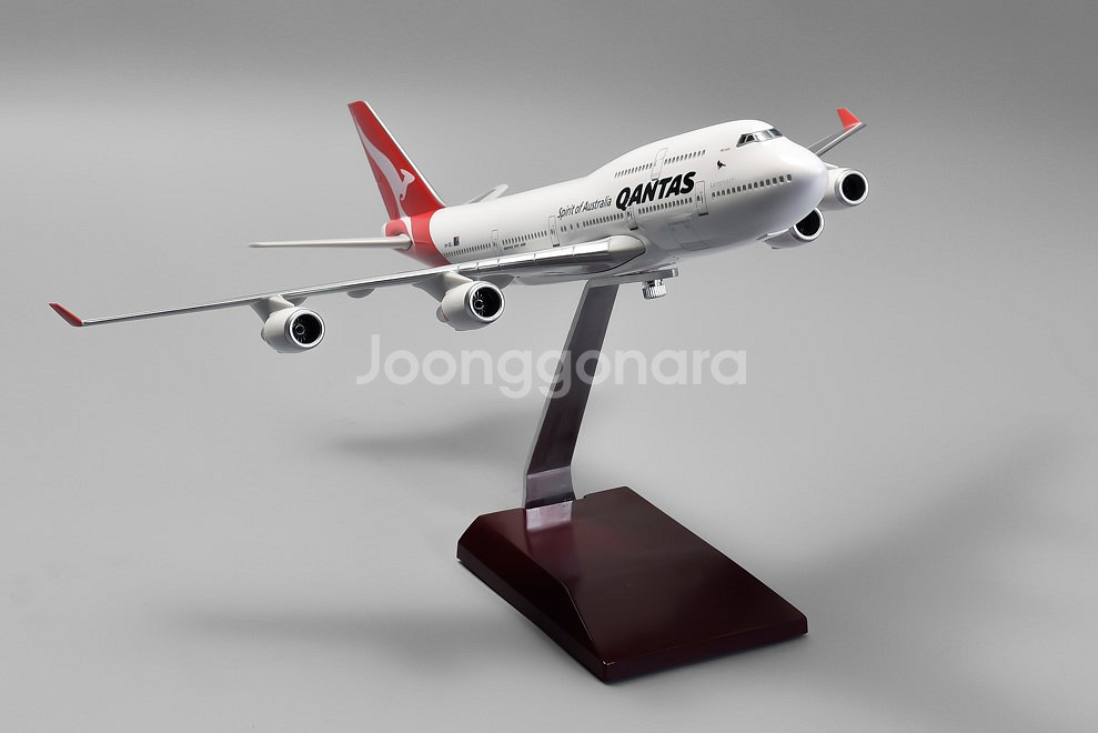1/200 B747-400 1/200 B747-400--3