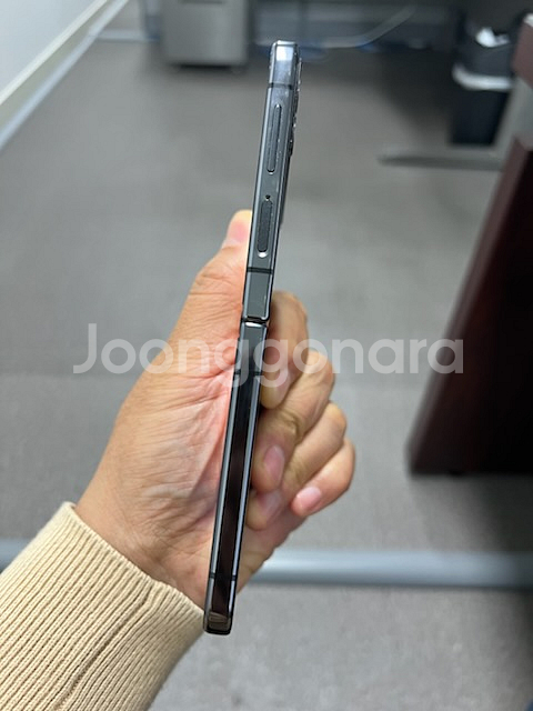 갤럭시 z 플립4 256gb--1