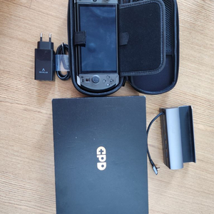 gpd win4 6800u 32gb + 2t
