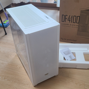 다크플래쉬 DF4100 화이트 pc케이스