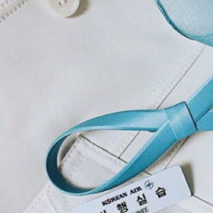 대한항공 승무원 구형명찰 구해요