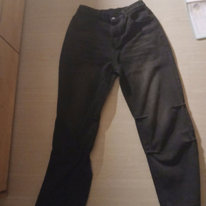 검정 청바지 L
