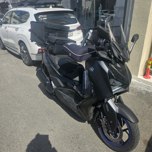 x-max300