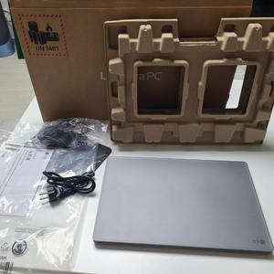 새제품 LG 노트북 2025 울트라 PC 15U50T