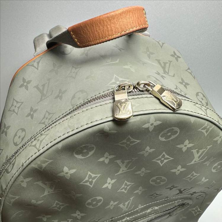 (정품)루이비통 모노그램 티타늄 그레이 백팩--5