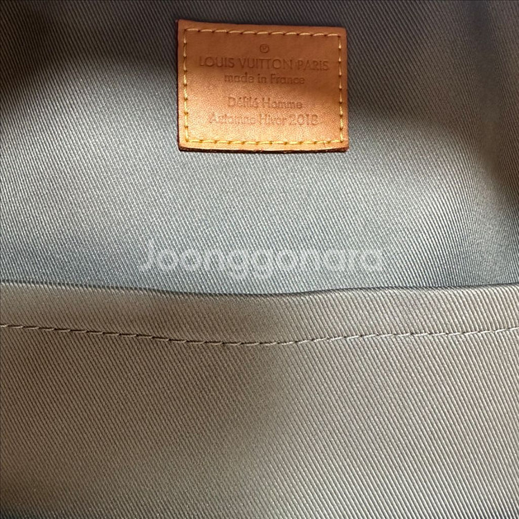 (정품)루이비통 모노그램 티타늄 그레이 백팩--6
