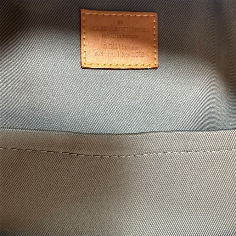 (정품)루이비통 모노그램 티타늄 그레이 백팩--6