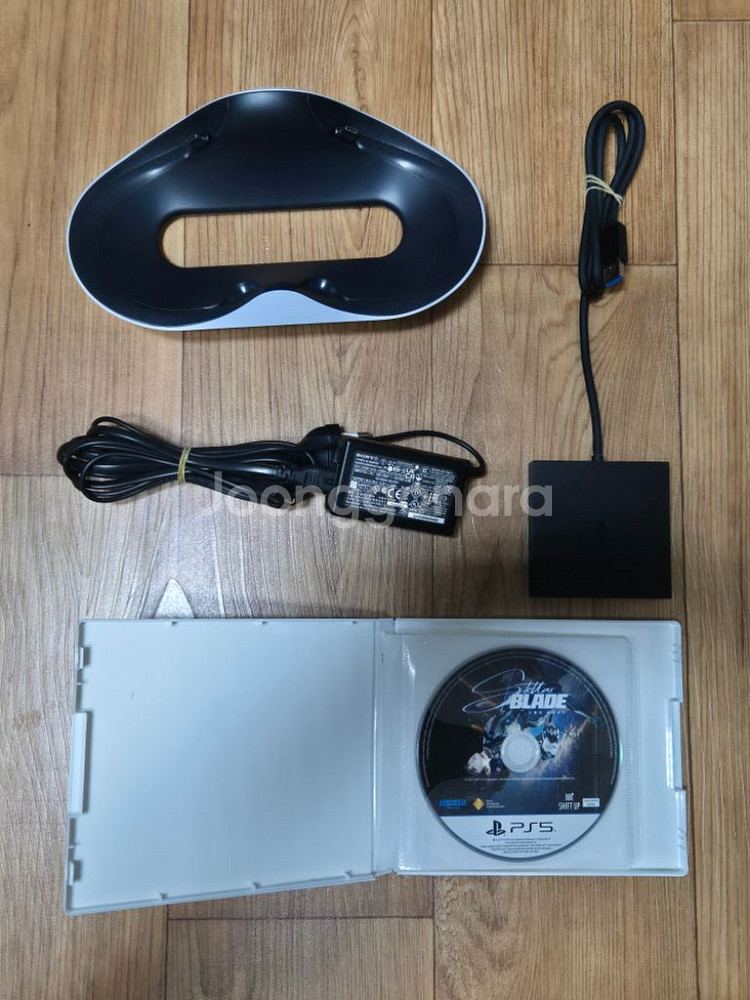 플스5 서비스 스텔라블레이드 VR2 센스 충전/어댑터--0