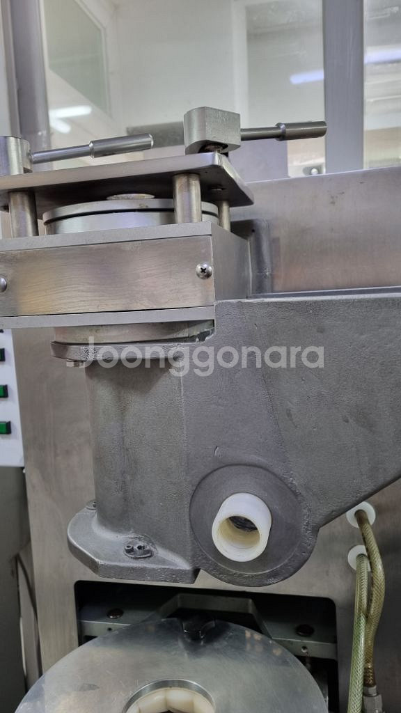 만두찜기랑집기일체와 포자만두성형기--1