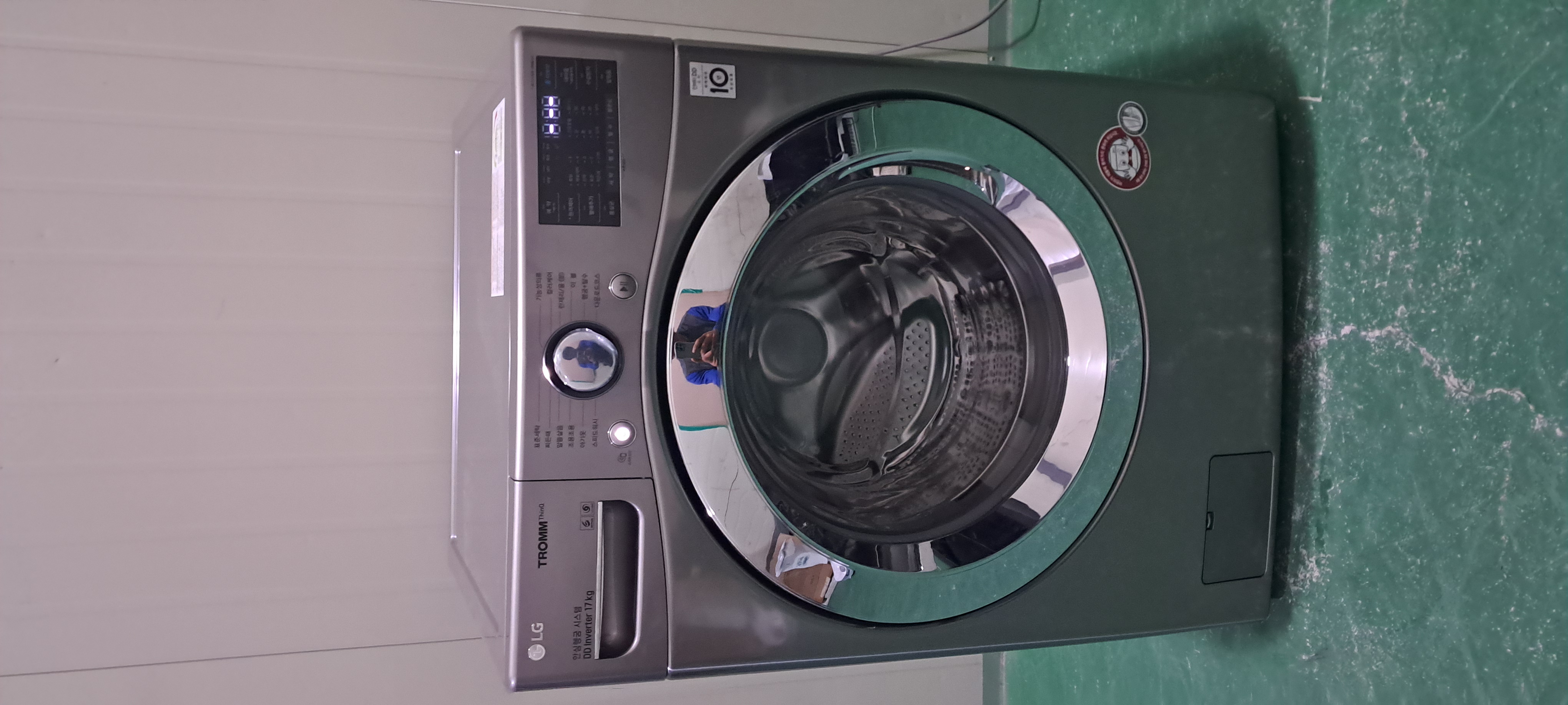 2649 엘지트롬 17KG 드럼세탁기(메탈실버)