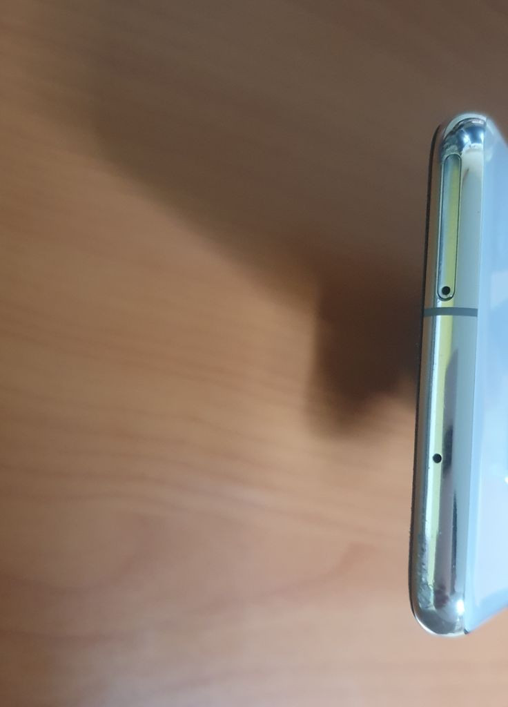 갤럭시s10e 내놓습니다--3