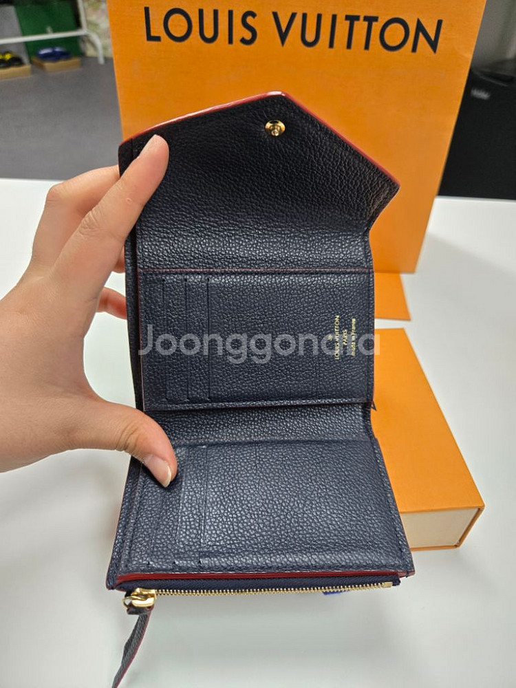 루이비통 빅토린 월렛 모노그램 반지갑--4