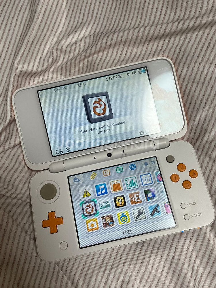 뉴 닌텐도 2ds xl + 고전게임 2nn +tt칩--0