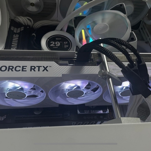 5070ti를 4080 super 화이트 모델로 교환