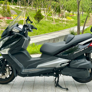 16 sym 깔끔한 조이맥스125R 판매 투카노 포함