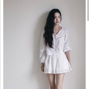 윤슬샵 breath blouse