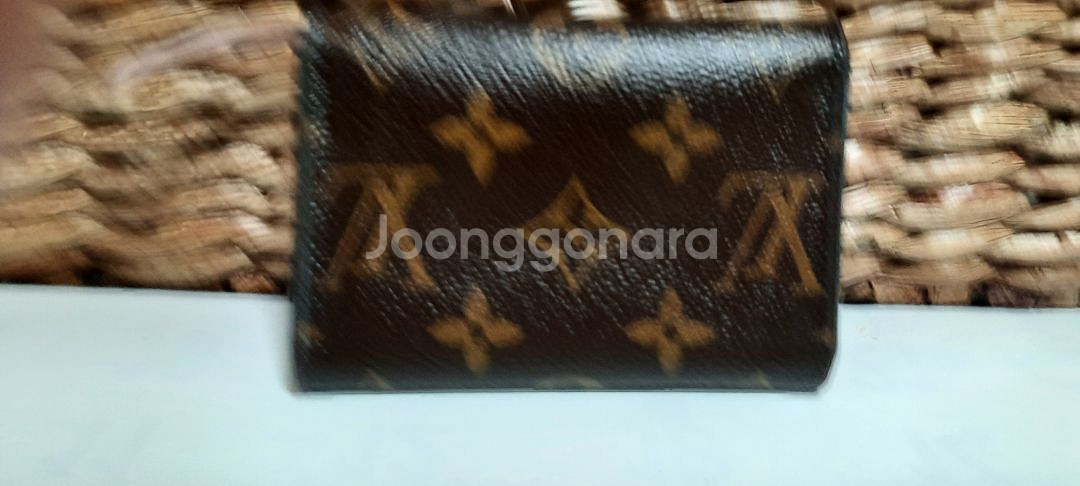 루이비통 3단 카드지갑 빅토리안느 정품 가격인하--1