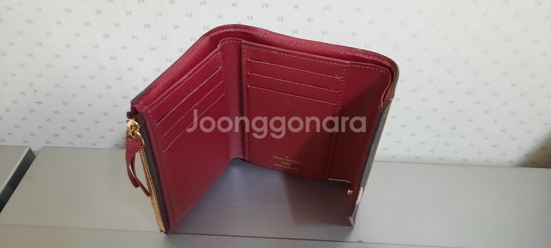 루이비통 3단 카드지갑 빅토리안느 정품 가격인하--8