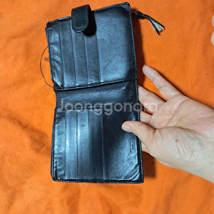 정품 보테가베네타 반지갑 블랙--1