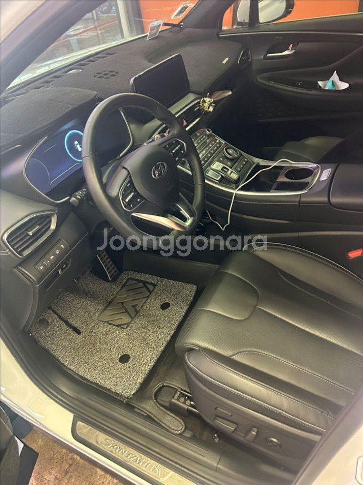 23.09년식 싼타페TM 하이브리드 팝니다.--5