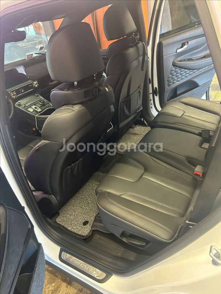 23.09년식 싼타페TM 하이브리드 팝니다.--8