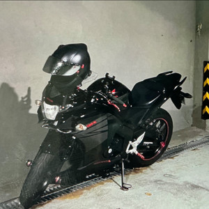 CBR125 16년식