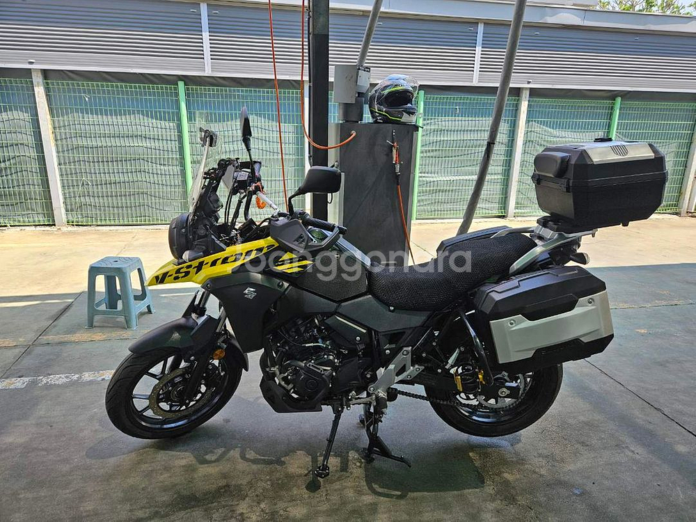 브이스톰 250 싸게 날립니다--5