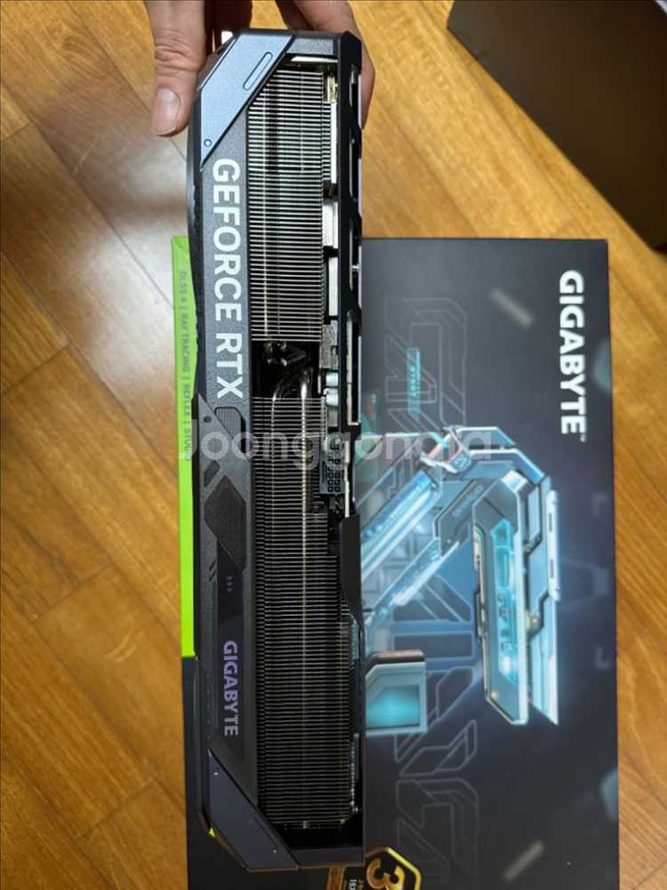 그래픽카드 RTX 5080 게이밍OC 팝니다--2