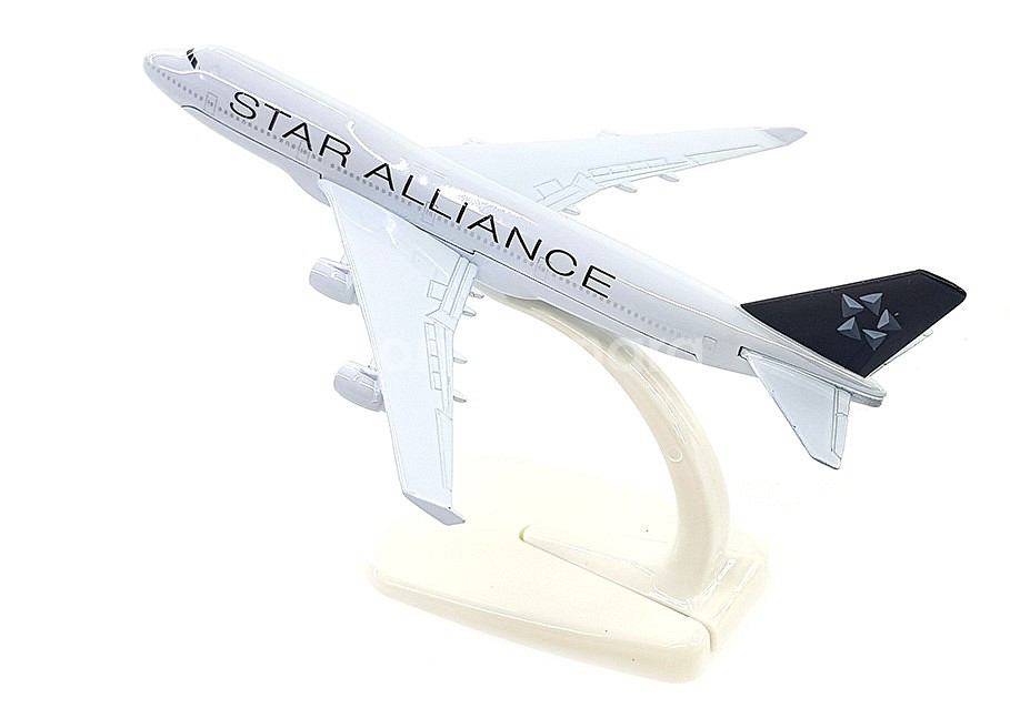 1/400 B747-400 스타얼라이언스 비행기모형--2