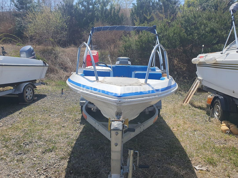 스피드보트 선체만--2