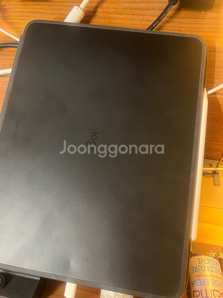 ipad Air 13인치 M2 Wif, 로지텍매직키보드--1