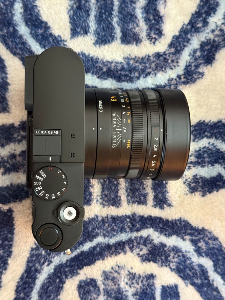 라이카 q3 43--4