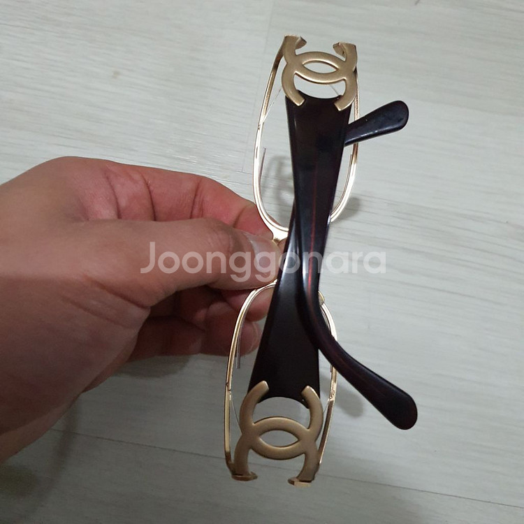 정품 샤넬 빈티지 선글라스 4021 c.136--2