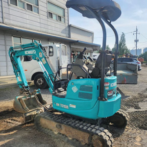 코벨코 17 미니굴삭기
