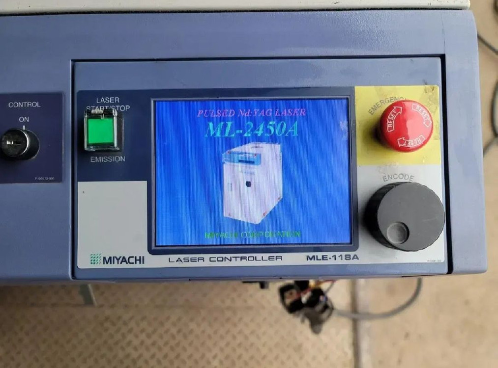 [신품급] 초고가의 레이저 용접기 소개 합니다 이미지