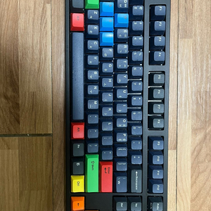레오폴드 FC750R 키보드 판매합니다.