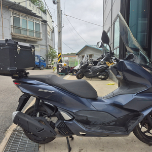 pcx125 23년형 abs 5천km 알탑셋팅판매합니다