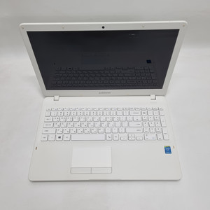 J삼성 중고 노트북 윈도우11/램8G/화이트/SSD