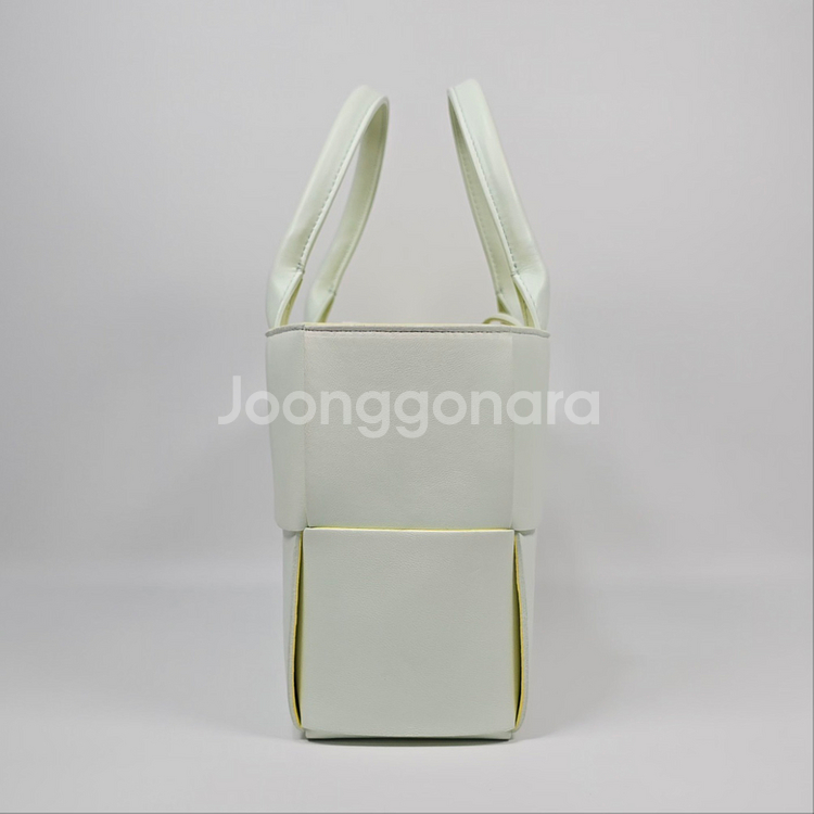 보테가 베네타 미니 아르코 토트백--4