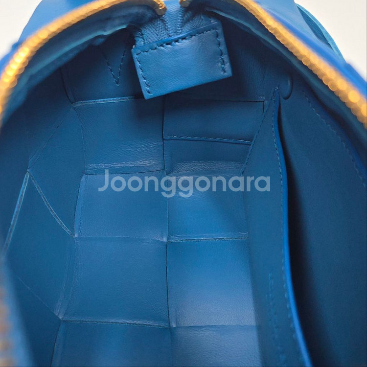 보테가베네타 스몰 브릭 카세트백--9