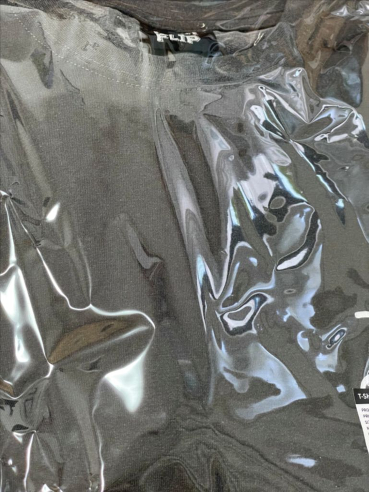 킥플립 팝업 엠디 반팔 티셔츠 미개봉 양도 이미지